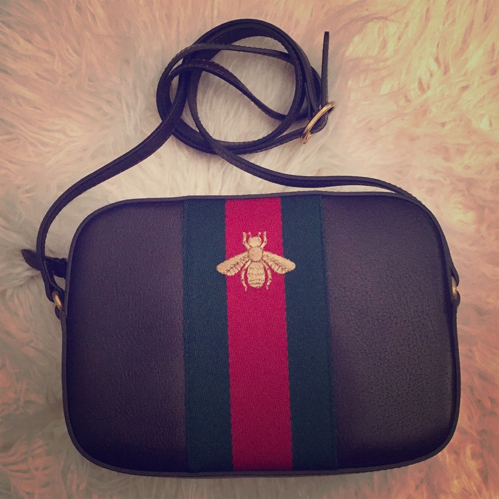 Gucci bee crossbody bag